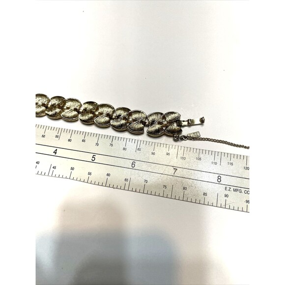 Monet Bracelet Gold Tone Classic Sophisticated - Picture 7 of 7